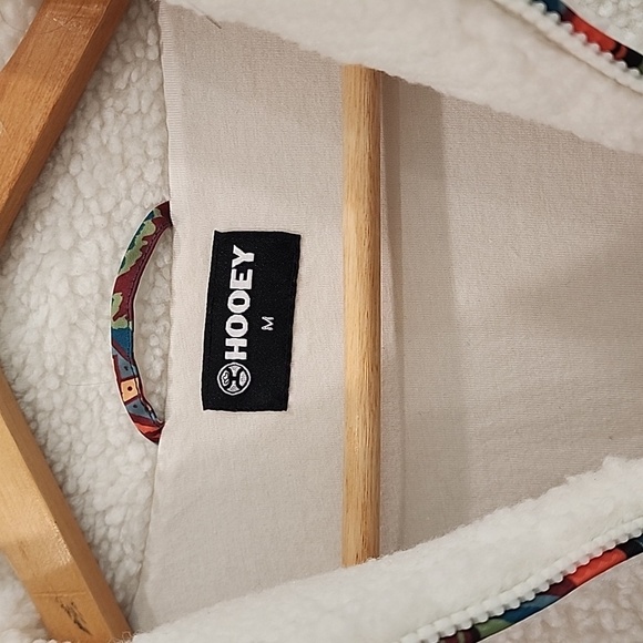 Hooey Sherpa Pullover White with Aztec Accents - Picture 6 of 11